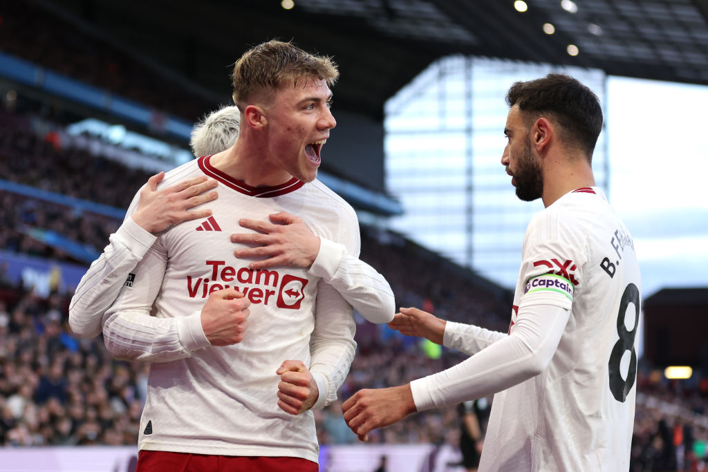 Aston Villa v Manchester United - Premier League