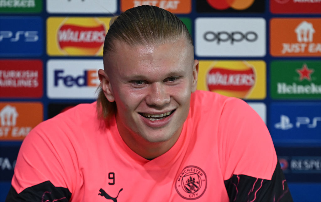 FBL-EUR-C1-MAN CITY-PRESSER
