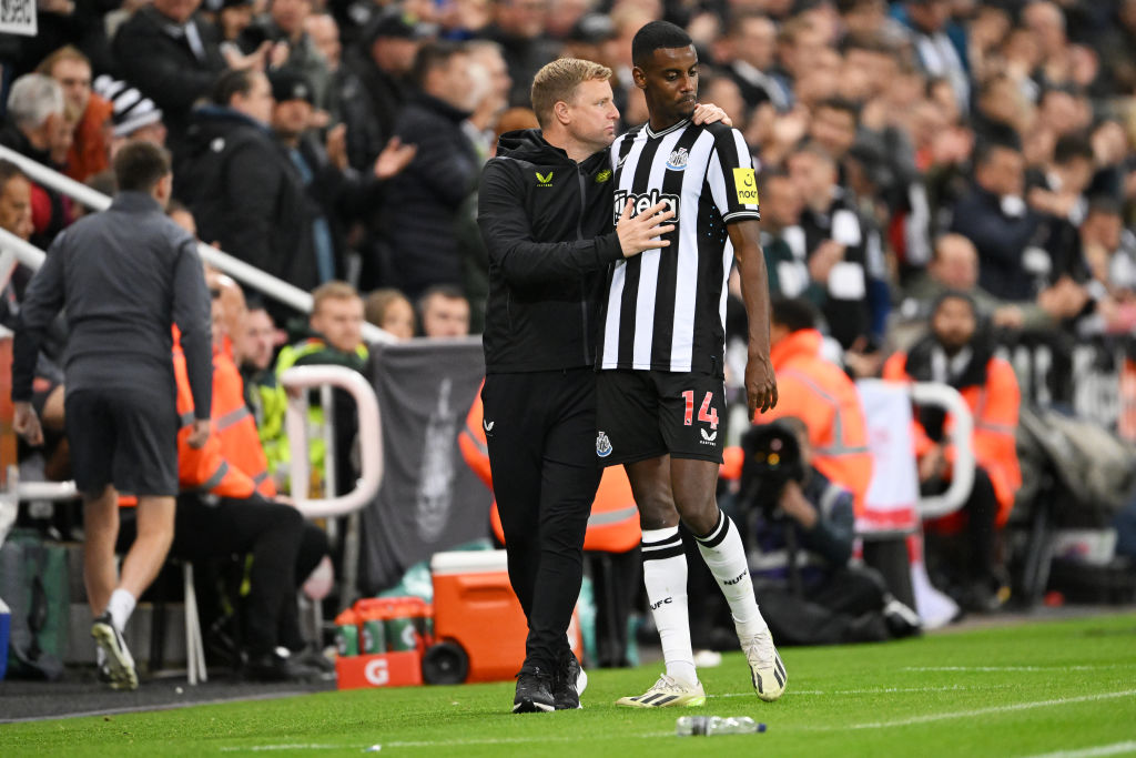 Newcastle United v Manchester City - Carabao Cup Third Round