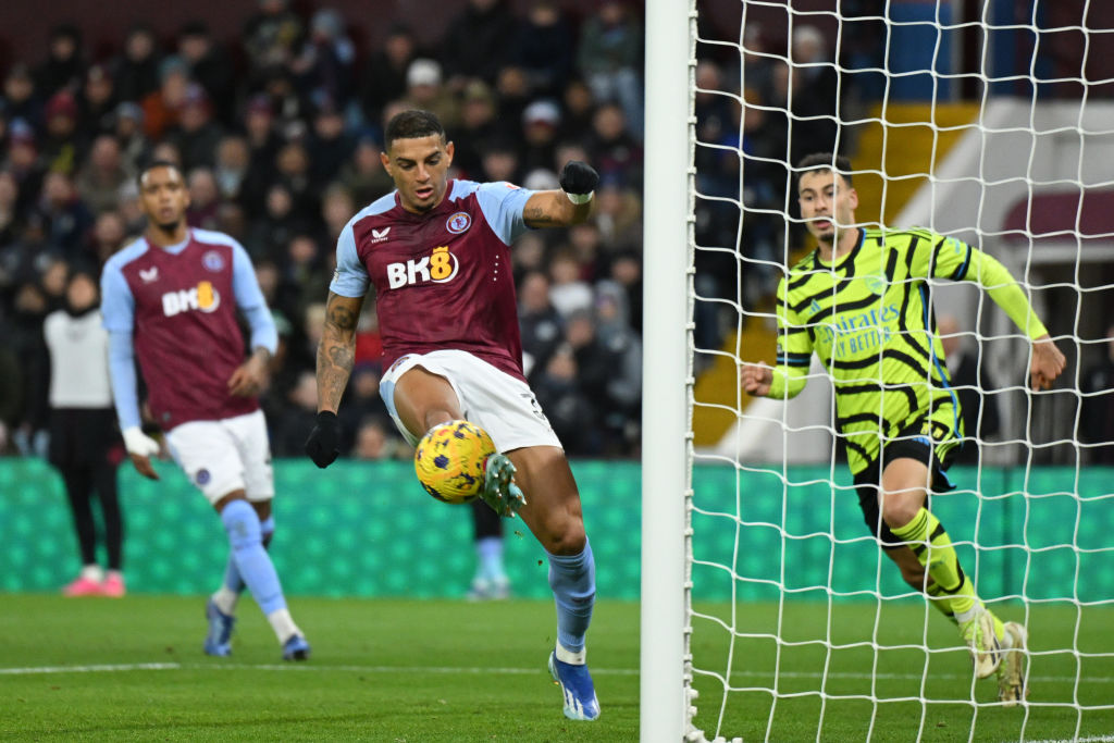 Aston Villa v Arsenal FC - Premier League