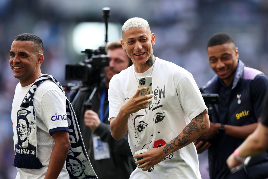 Tottenham Hotspur v Burnley FC - Premier League